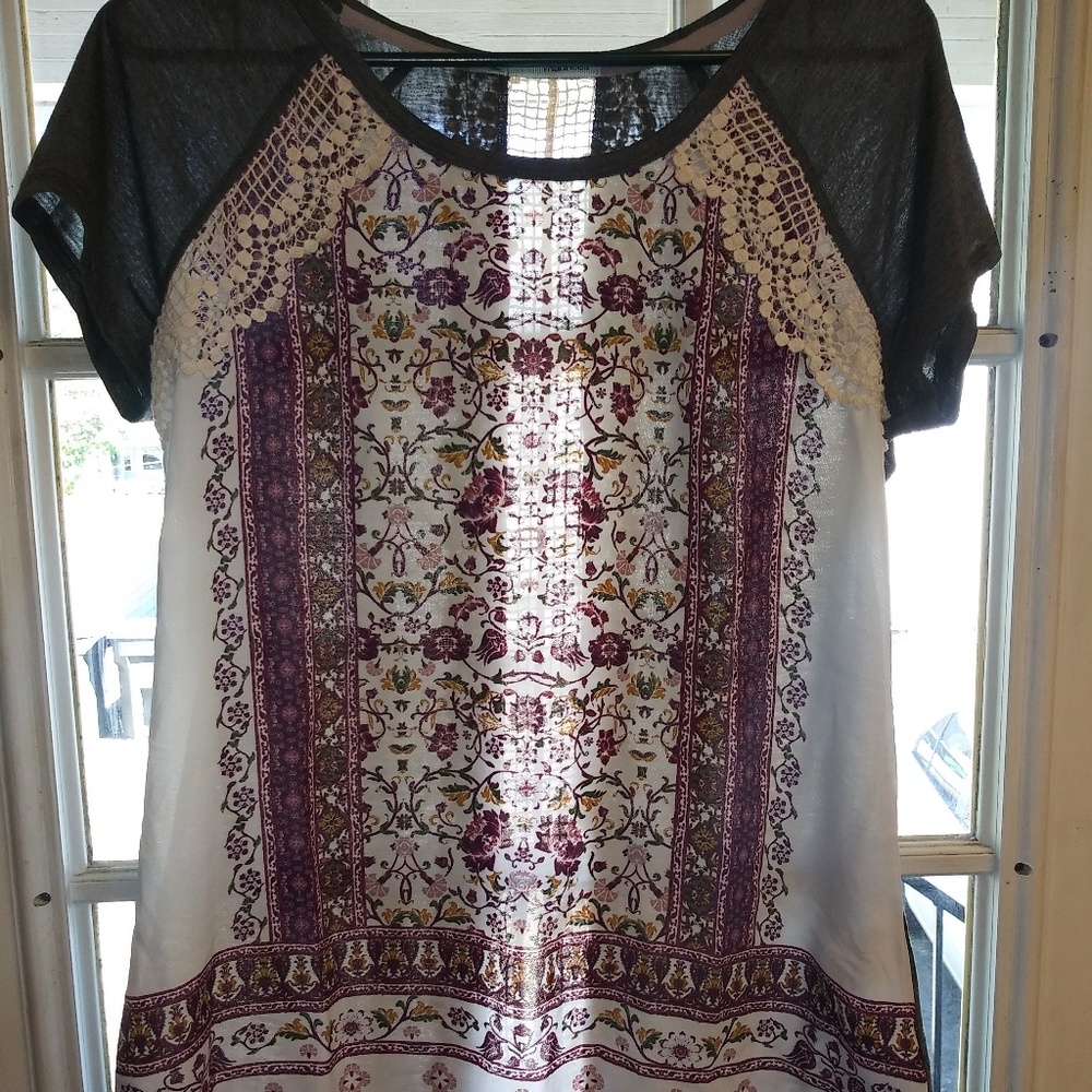 Beautiful blouse/tunic